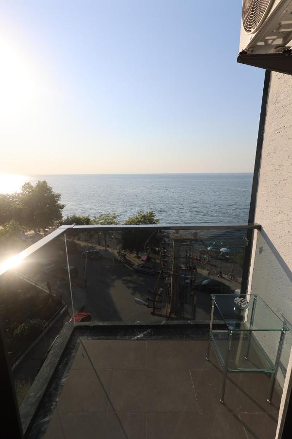 Tasliman Otel Ялова Екстериор снимка